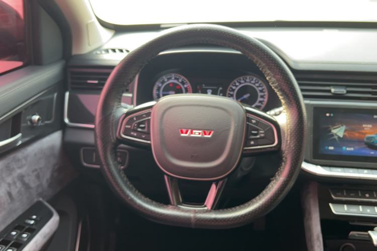 Used Sinotruk VGV U70 2020 1.5T Automatic Smart Luxury 7-Seater Steering Wheel