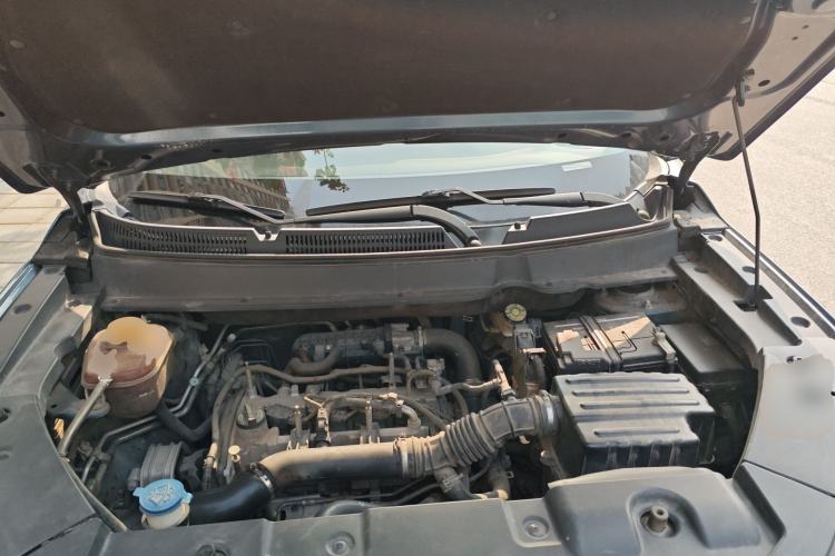 Used Sinotruk VGV U70 2020 1.5T Manual Elite Edition 7-Seater Engine Bay