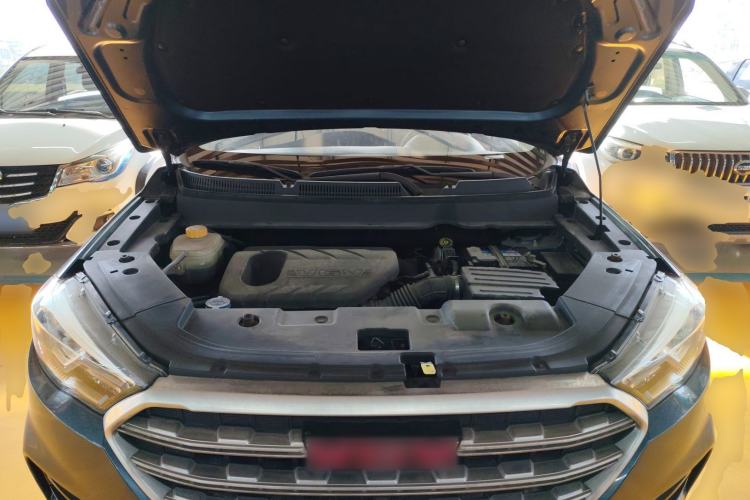 Used Sinotruk VGV U70 2020 1.5T Automatic Smart Enjoyment Elite Version 7 Seats Engine Bay