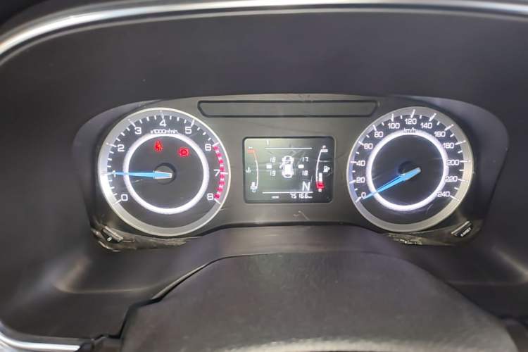 Used Sinotruk VGV U70 2020 1.5T Automatic Smart Enjoyment Elite Version 7 Seats Instrument Cluster