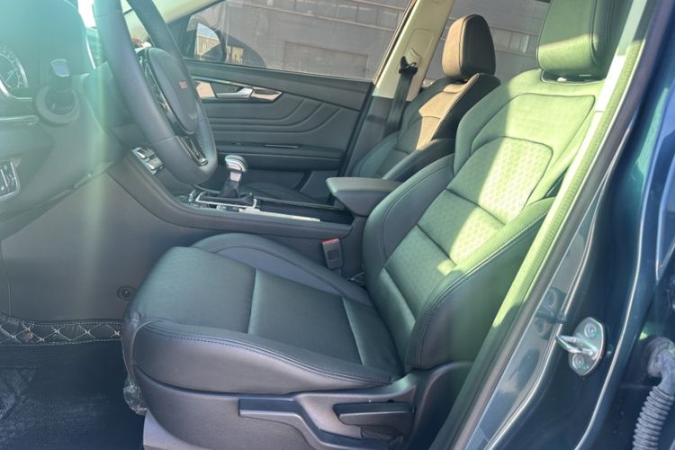 Used Sinotruk VGV U70 2020 1.5T Automatic Smart Enjoyment Elite Version 7 Seats Interior 1
