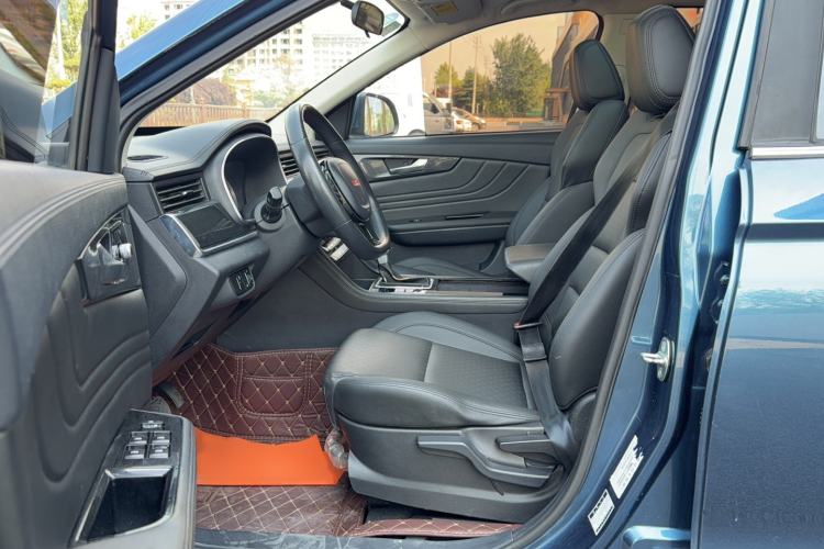 Used Sinotruk VGV U70 2020 1.5T Automatic Smart Enjoyment Elite Version 7 Seats Left Front Seat