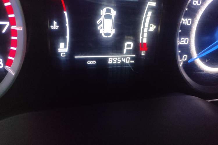 Used Sinotruk VGV U70 2020 1.5T Automatic Smart Enjoyment Elite Version 7 Seats Odometer Close Up