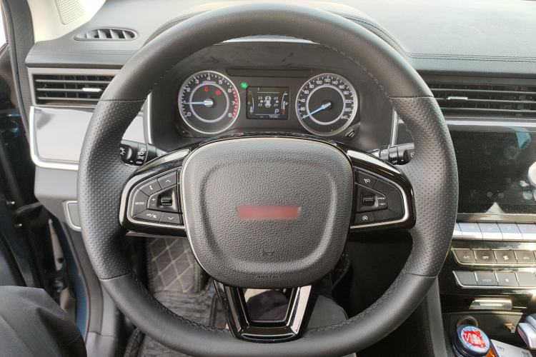Used Sinotruk VGV U70 2020 1.5T Automatic Smart Enjoyment Elite Version 7 Seats Steering Wheel