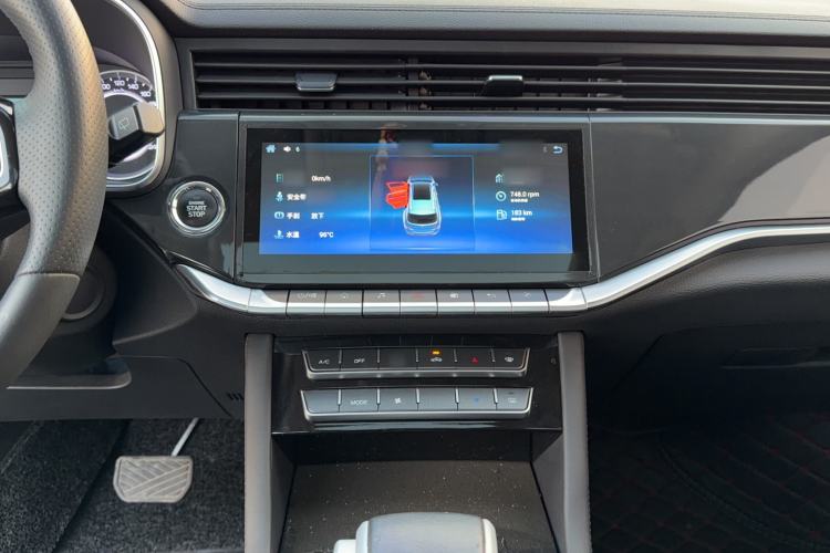 Used Sinotruk VGV U70 2020 1.5T Automatic Smart Enjoyment Elite Navigation Version 7 Seats Audio And AC Panel