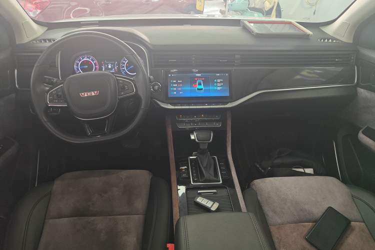 Used Sinotruk VGV U70 2020 1.5T Automatic Smart Luxury Edition 5 Seats Center Console