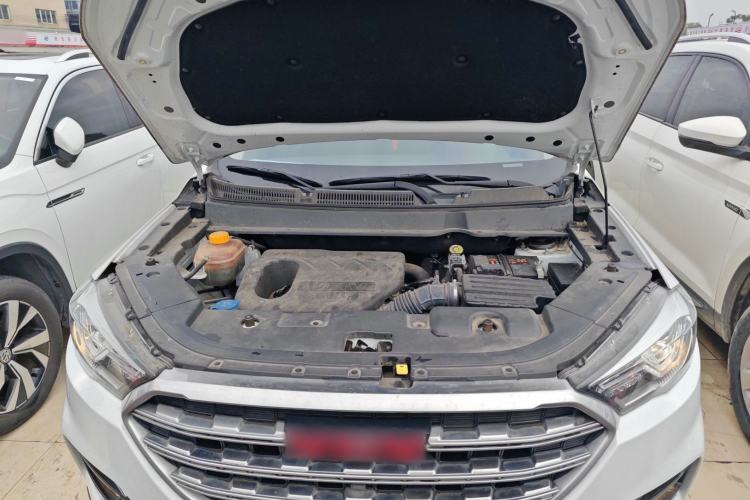 Used Sinotruk VGV U70 2020 1.5T Automatic Smart Enjoyment Elite Version 7 Seats Engine Bay
