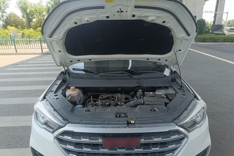 Used Sinotruk VGV U70 2020 1.5T Automatic Smart Enjoyment Elite Version 7 Seats Engine Bay