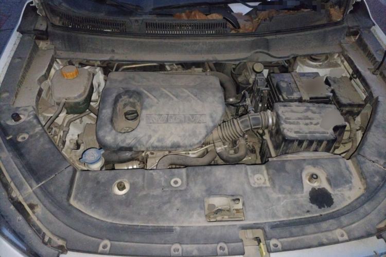 Used Sinotruk VGV U70 2020 1.5T Manual Elite Sunroof Version 7 Seats Engine Bay