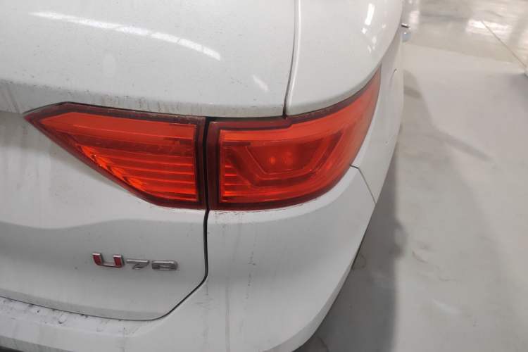 Used Sinotruk VGV U70 2020 1.5T Automatic Smart Luxury 7-Seater Exterior 3