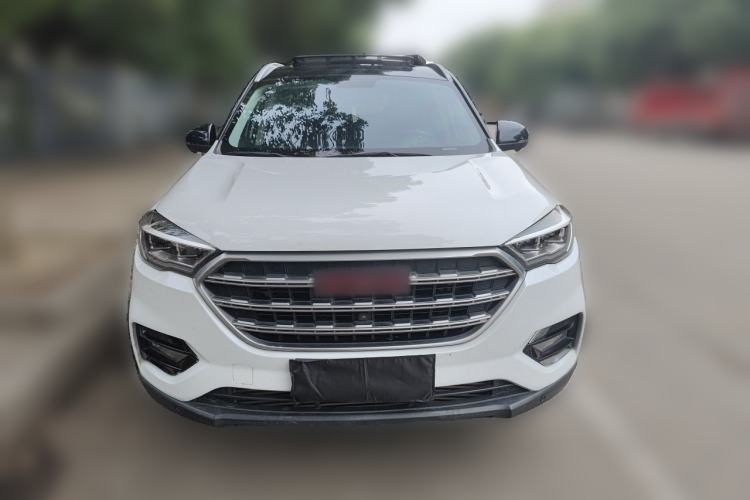 Used Sinotruk VGV U70 2020 1.5T Automatic Smart Luxury 7-Seater Front