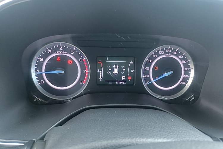 Used Sinotruk VGV U70 2020 1.5T Automatic Smart Enjoyment Elite Version 7 Seats Instrument Cluster