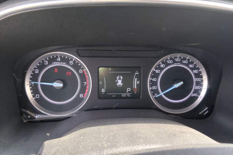 Used Sinotruk VGV U70 2020 1.5T Automatic Smart Luxury 7-Seater Instrument Cluster
