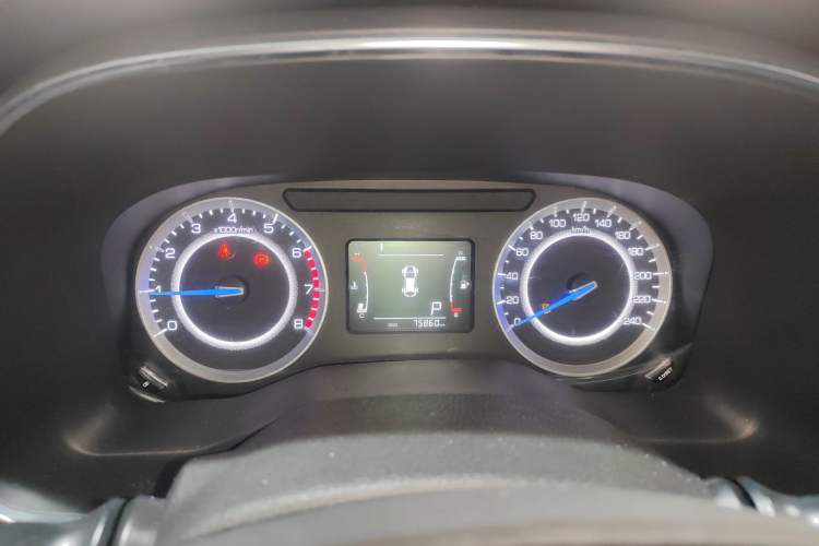 Used Sinotruk VGV U70 2020 1.5T Automatic Smart Luxury 7-Seater Instrument Cluster