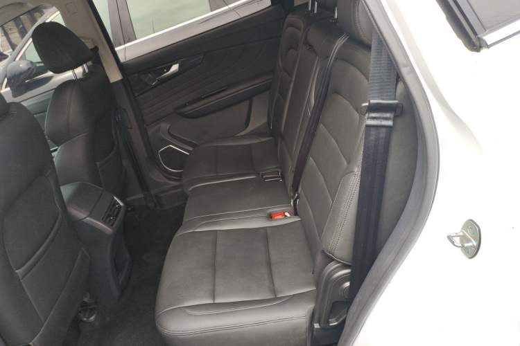 Used Sinotruk VGV U70 2020 1.5T Automatic Smart Enjoyment Elite Edition 5 Seats Left Rear Seat