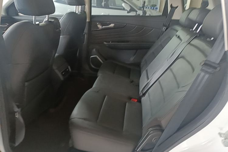 Used Sinotruk VGV U70 2020 1.5T Automatic Smart Enjoyment Elite Version 7 Seats Left Rear Seat