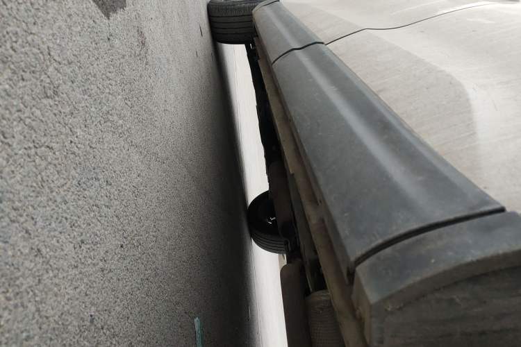 Used Sinotruk VGV U70 2020 1.5T Automatic Smart Luxury 7-Seater Left Side Sill