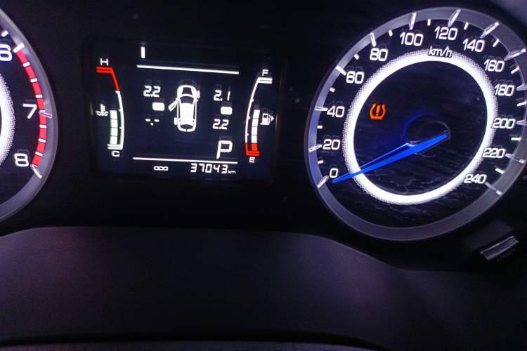 Used Sinotruk VGV U70 2020 1.5T Automatic Smart Enjoyment Elite Navigation Version 7 Seats Odometer Close Up