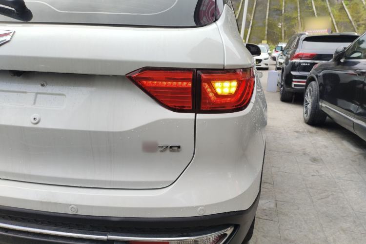 Used Sinotruk VGV U70 2020 1.5T Automatic Smart Enjoyment Elite Edition 5 Seats Right Rear Taillight