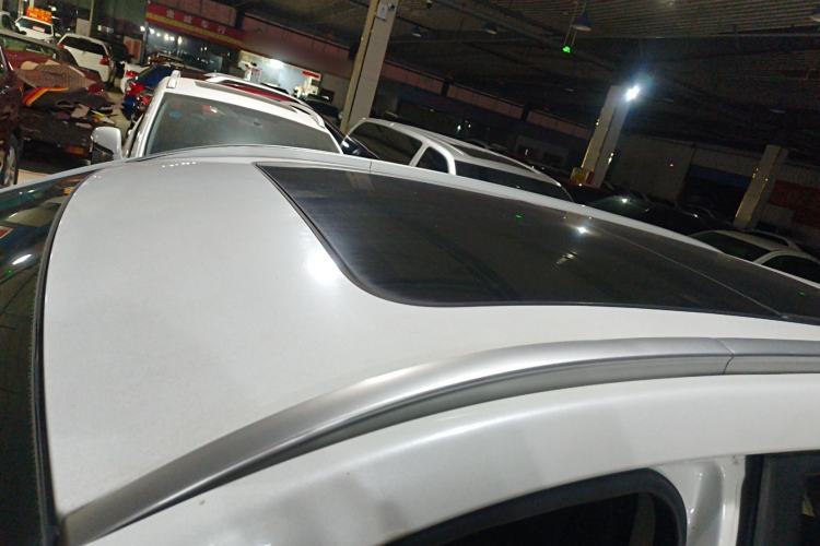 Used Sinotruk VGV U70 2020 1.5T Automatic Smart Luxury 7-Seater Roof