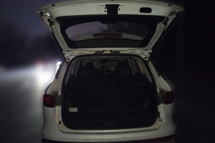 Used Sinotruk VGV U70 2020 1.5T Manual Elite Sunroof Version 7 Seats Trunk