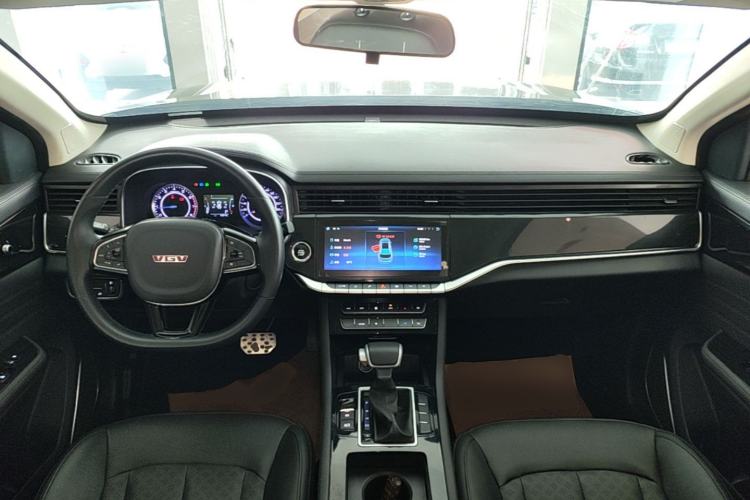 Used Sinotruk VGV U70 2021 1.5T Automatic Youyue Edition 7-Seater Center Console