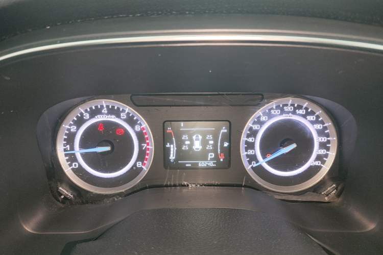 Used Sinotruk VGV U70 2021 1.5T Automatic Youyue Edition 7-Seater Instrument Cluster