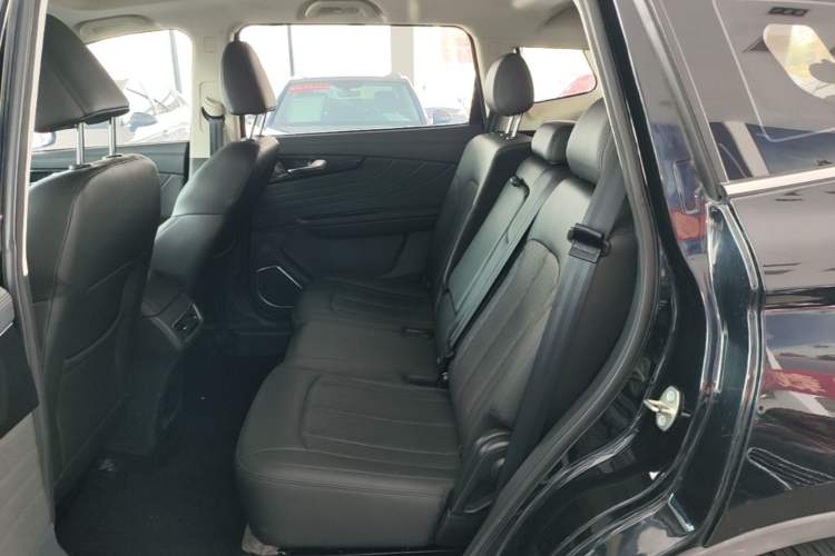 Used Sinotruk VGV U70 2021 1.5T Automatic Youyue Edition 7-Seater Left Rear Seat