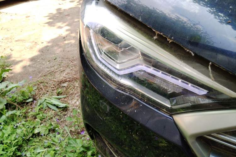 Used Sinotruk VGV U70 2021 1.5T Automatic Youyue Edition 7-Seater Right Front Headlight