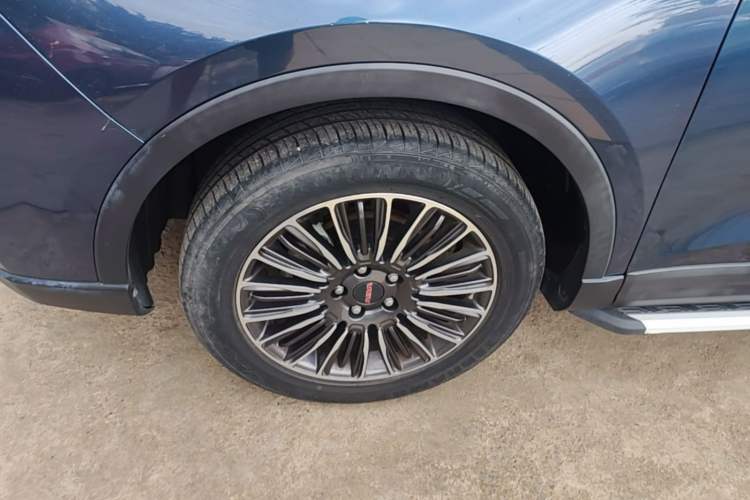 Used Sinotruk VGV U70 2021 1.5T Automatic Youyue Edition 5-seater Left Front Wheel Hub