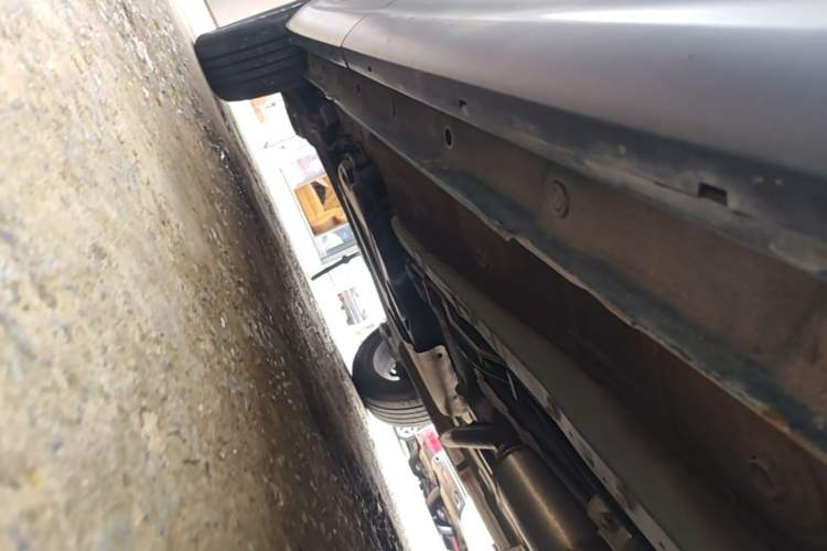 Used Sinotruk VGV U70 2021 1.5T Automatic Youyue Edition 5-seater Right Side Sill