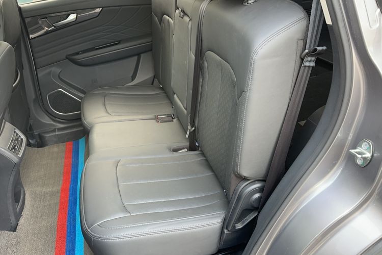 Used Sinotruk VGV U70 2021 1.5T Automatic Youyue Edition 7-Seater Interior 1