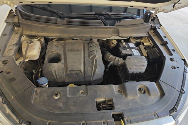 Used Sinotruk VGV U70 2021 1.5T Manual Enjoy Edition 7-Seater Engine Bay