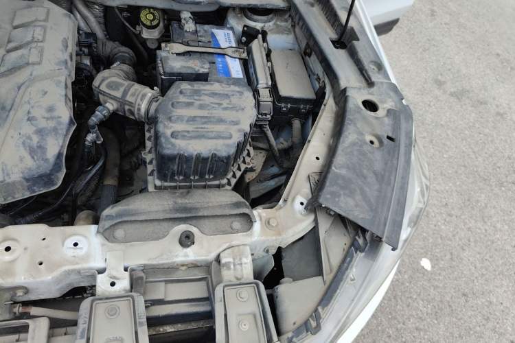 Used Sinotruk VGV U70 2021 1.5T Manual Enjoy Edition 7-Seater Engine Bay Left