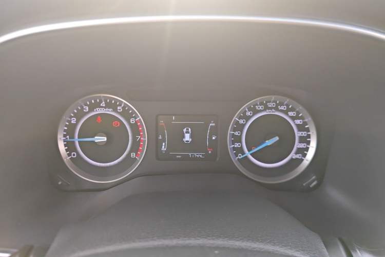 Used Sinotruk VGV U70 2021 1.5T Manual Enjoy Edition 7-Seater Instrument Cluster