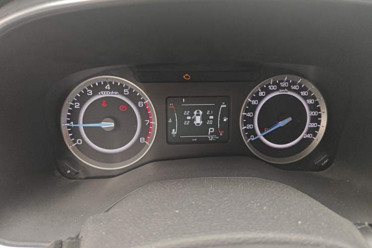Used Sinotruk VGV U70 2021 1.5T Automatic Luxury Edition 7-Seater Instrument Cluster