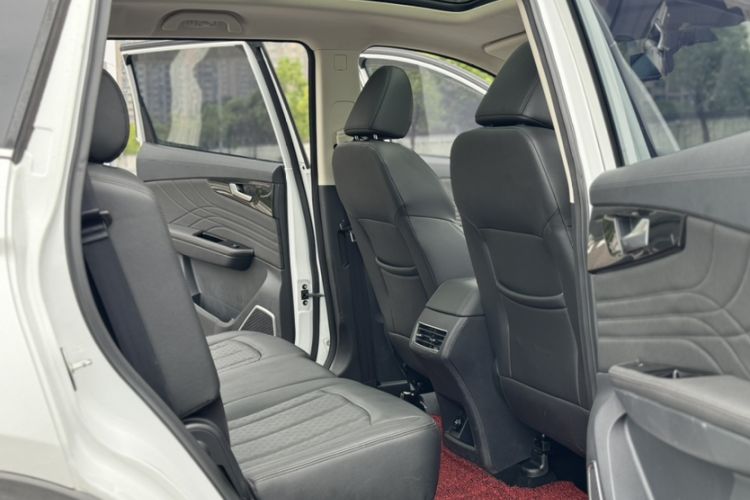 Used Sinotruk VGV U70 2021 1.5T Manual Enjoy Edition 7-Seater Interior 7