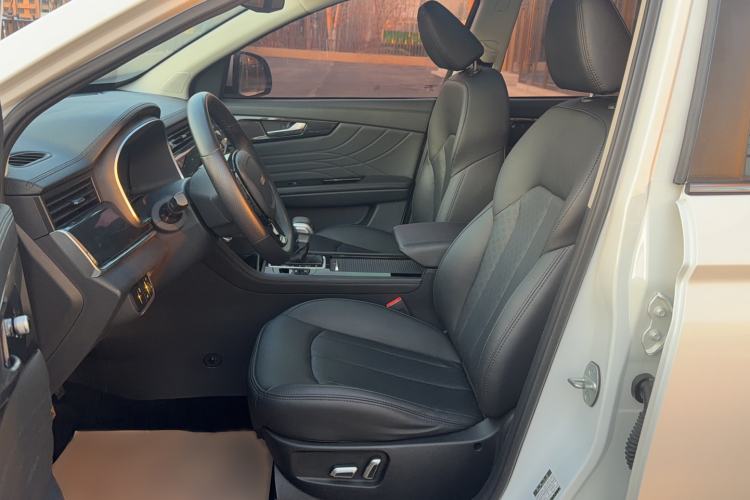 Used Sinotruk VGV U70 2021 1.5T Automatic Youyue Edition 7-Seater Left Front Seat
