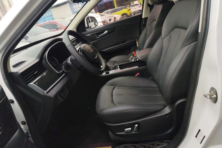 Used Sinotruk VGV U70 2021 1.5T Automatic Youyue Edition 7-Seater Left Front Seat