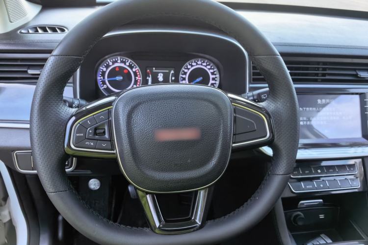 Used Sinotruk VGV U70 2021 1.5T Manual Enjoy Edition 7-Seater Steering Wheel