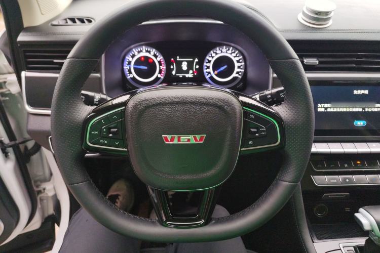 Used Sinotruk VGV U70 2021 1.5T Automatic Youyue Edition 7-Seater Steering Wheel