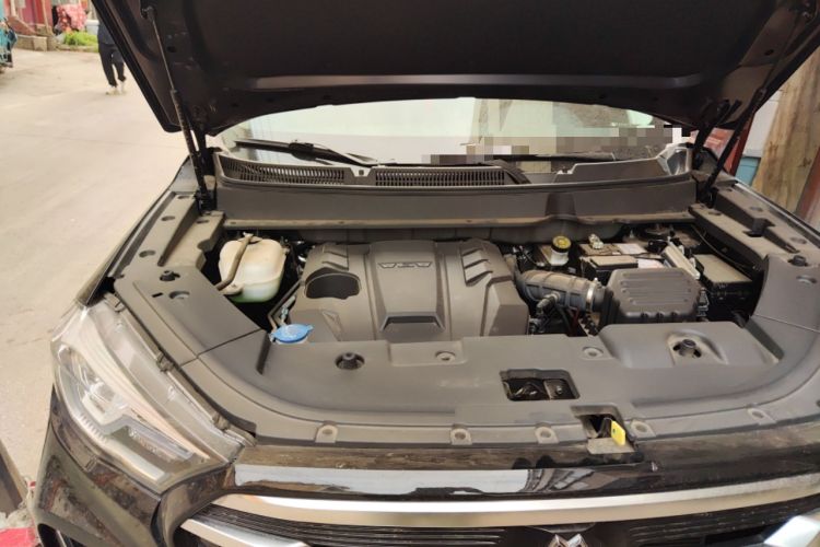 Used Sinotruk VGV U70Pro 2022 1.5T Automatic Youyue Edition 7-Seater Engine Bay Right