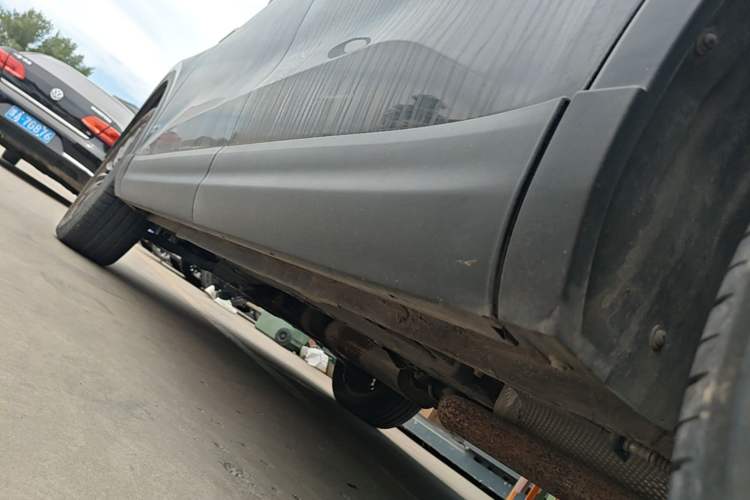 Used Sinotruk VGV U70Pro 2022 1.5T Automatic Youyue Edition 7-Seater Left Side Sill