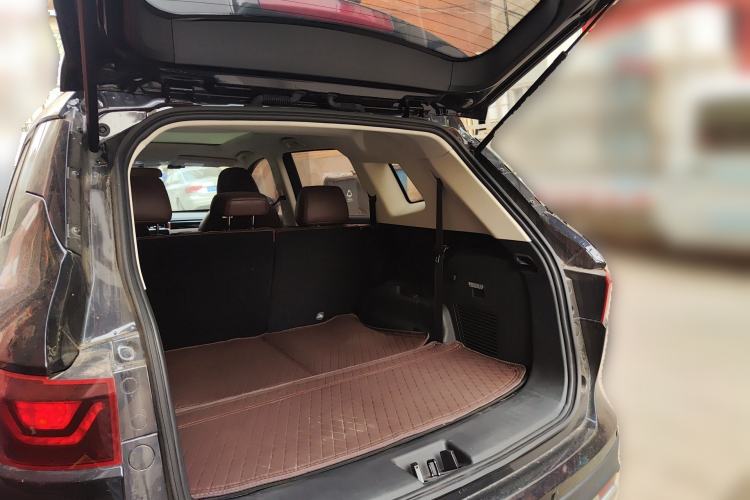 Used Sinotruk VGV U70Pro 2022 1.5T Automatic Youyue Edition 7-Seater Trunk