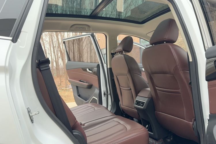 Used Sinotruk VGV U70Pro 2022 1.5T Automatic Youyue Edition 7-Seater Interior 4