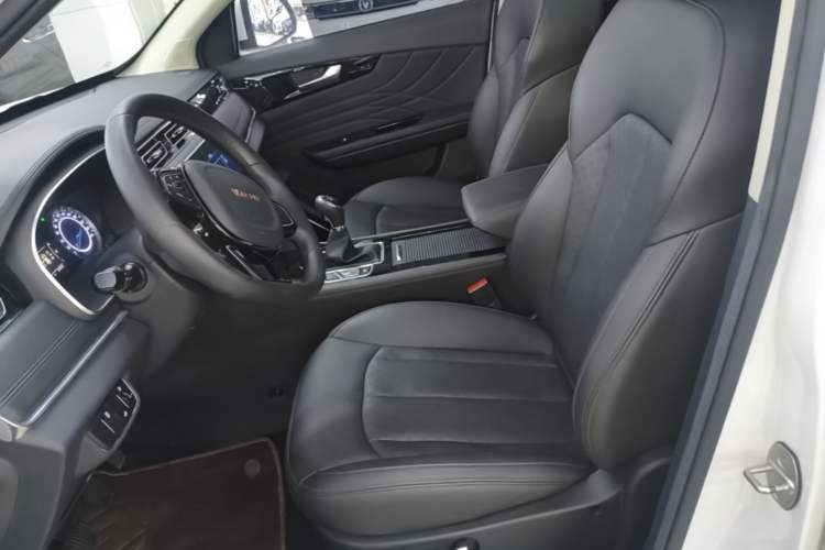 Used Sinotruk VGV U70Pro 2022 1.5T Manual Youyue Edition 7-Seater Left Front Seat