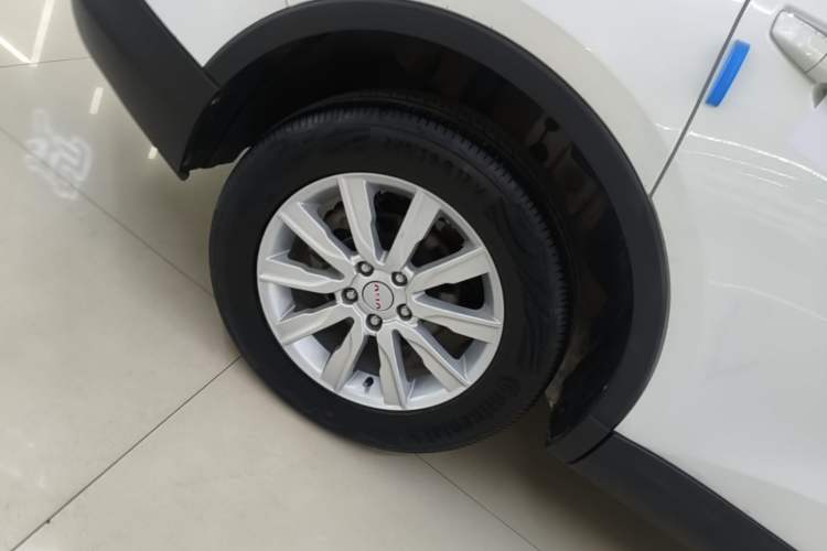 Used Sinotruk VGV U70Pro 2022 1.5T Manual Youyue Edition 7-Seater Right Rear Wheel Hub