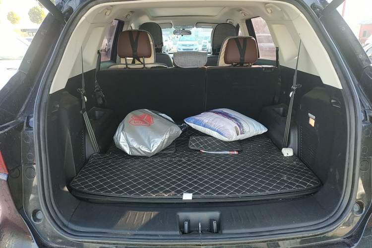 Used Sinotruk VGV U75PLUS 2021 2.0 TGDI Fun-Seeking Mountain Edition 7 Seats Trunk