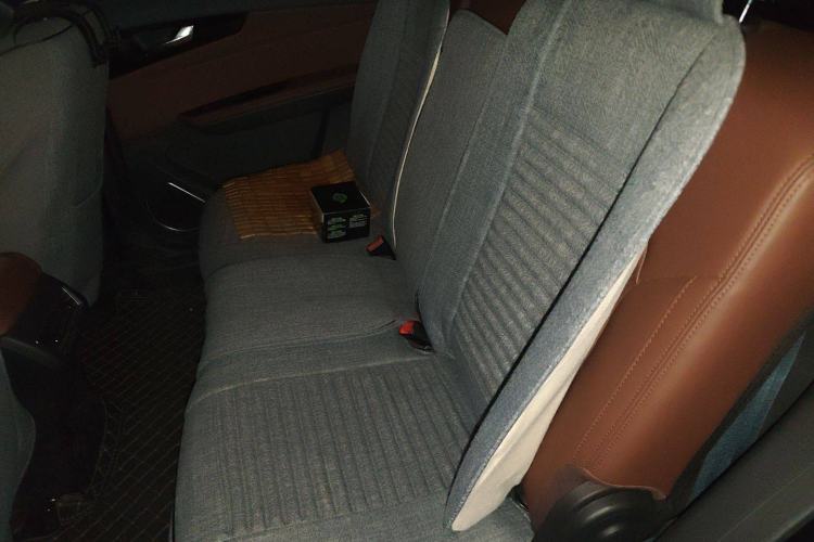 Used Sinotruk VGV U75PLUS 2021 2.0 TGDI Luxury Pro 7-Seater Left Rear Seat