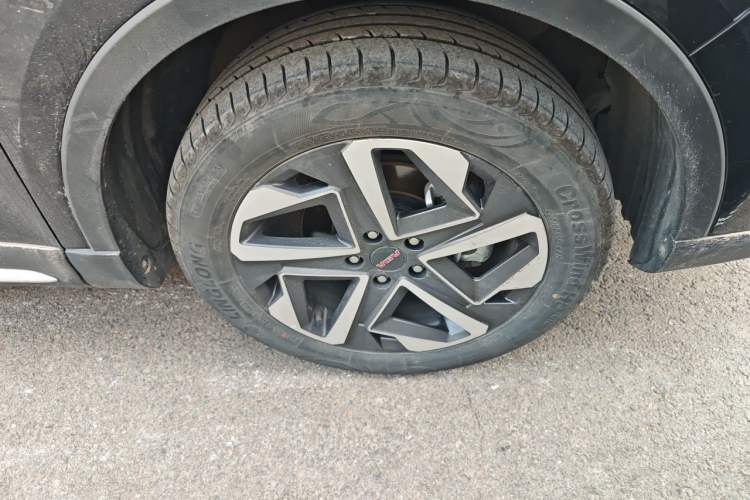 Used Sinotruk VGV U75PLUS 2021 2.0 TGDI Fun-Seeking Mountain Edition 7 Seats Right Front Wheel Hub